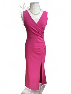 Women’s Woosea Fuchsia Sleeveless Midi Dress Size Medium